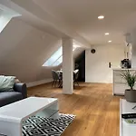 Aura Apartmán Zirovnica