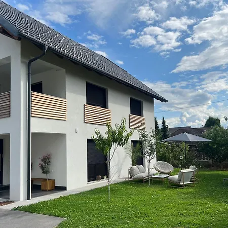 Aura Appartement *