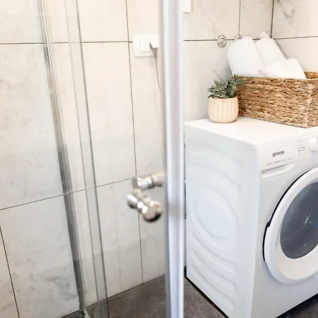 Apartma Aura