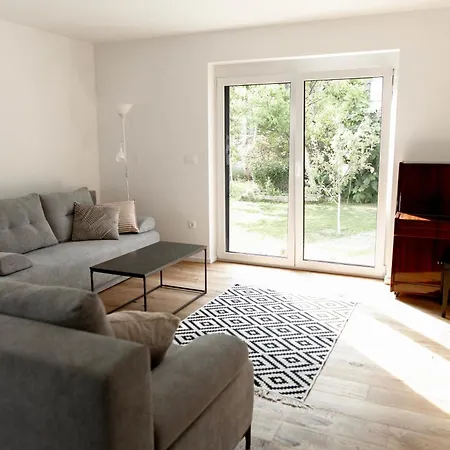 Apartma Aura